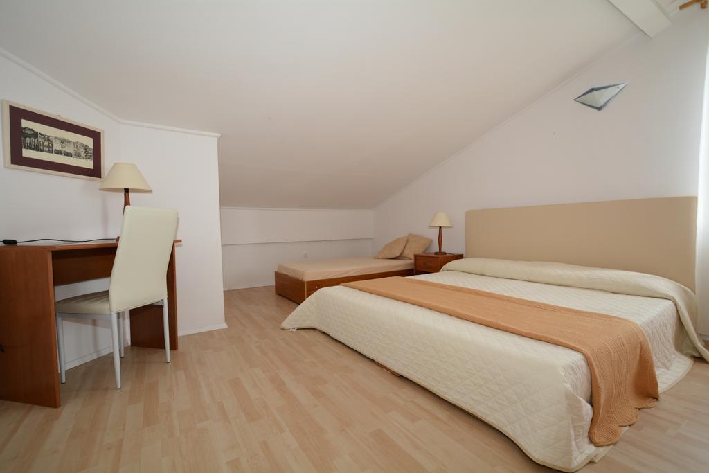 Apartments Gala Poreč Szoba fotó